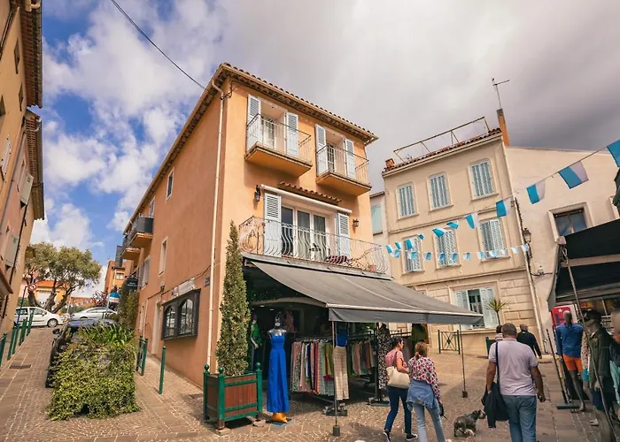 Appartement Climatise Avec Garage Au Coeur Du Centre Ancien