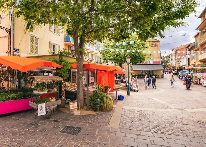 Appartement Climatise Avec Garage Au Coeur Du Centre Ancien