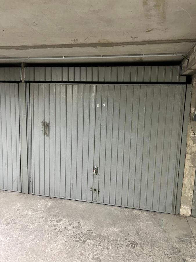 Climatise Avec Garage Au Coeur Du Centre Ancien * Sainte-Maxime