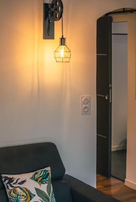 Climatise Avec Garage Au Coeur Du Centre Ancien Appartement
